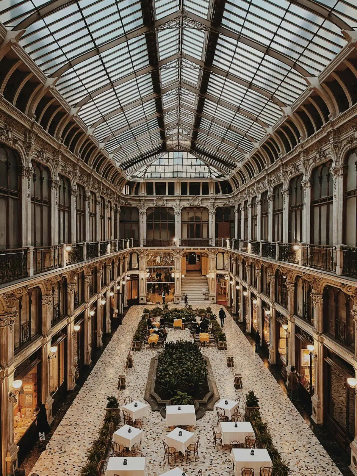 Turin Italy Complete Guide -Egyptian Museum, Barolo Wine and Royal Piedmont Capital 2026 32 Turin Alps access winter sports skiing Italian mountains Piedmont gateway