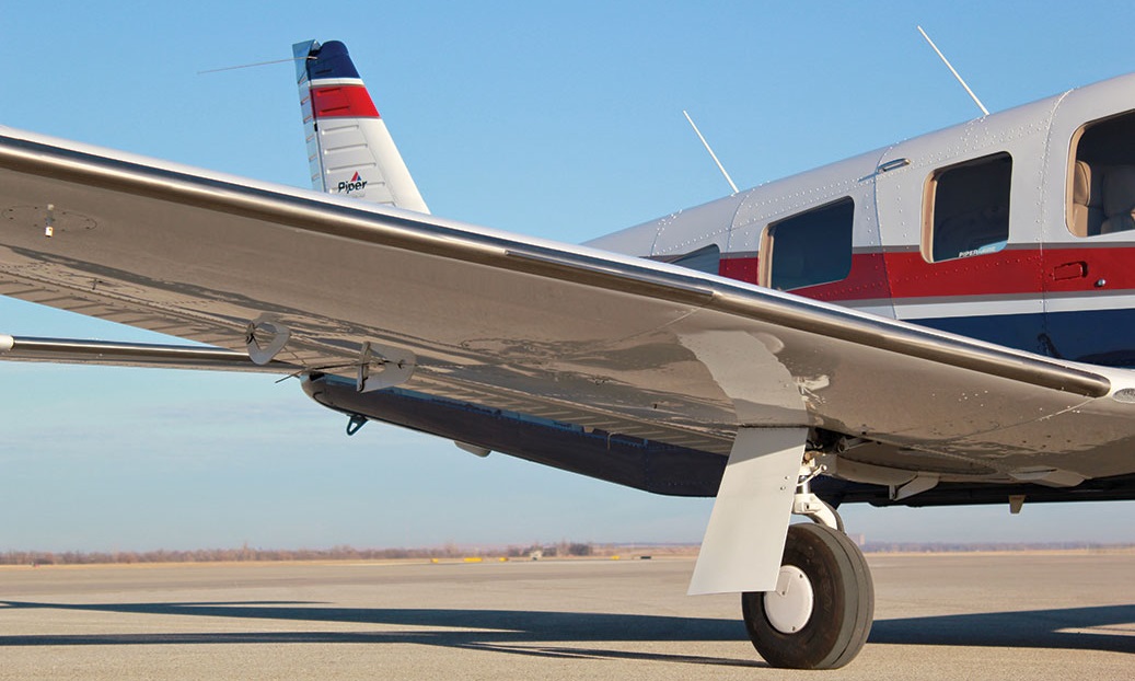 Piper PA 32 Wing