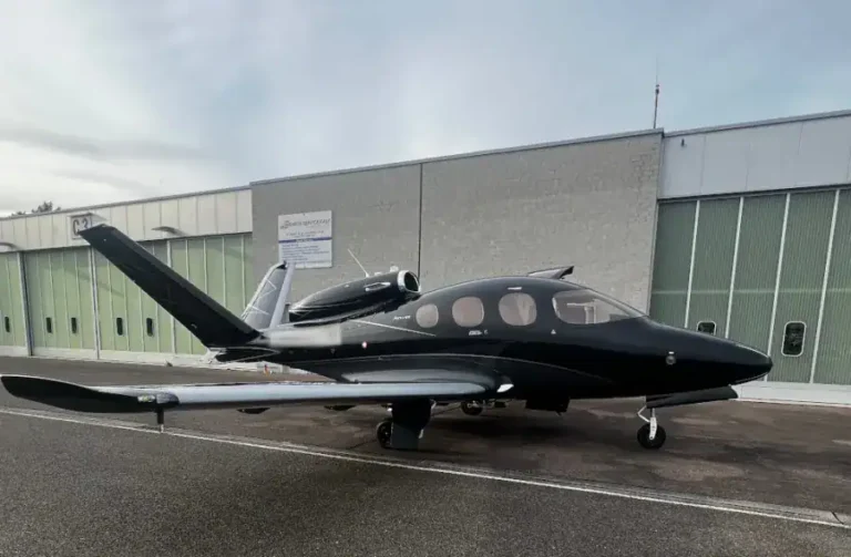 Aero 23 Vorberichte Cirrus Aircraft SF50 1 1