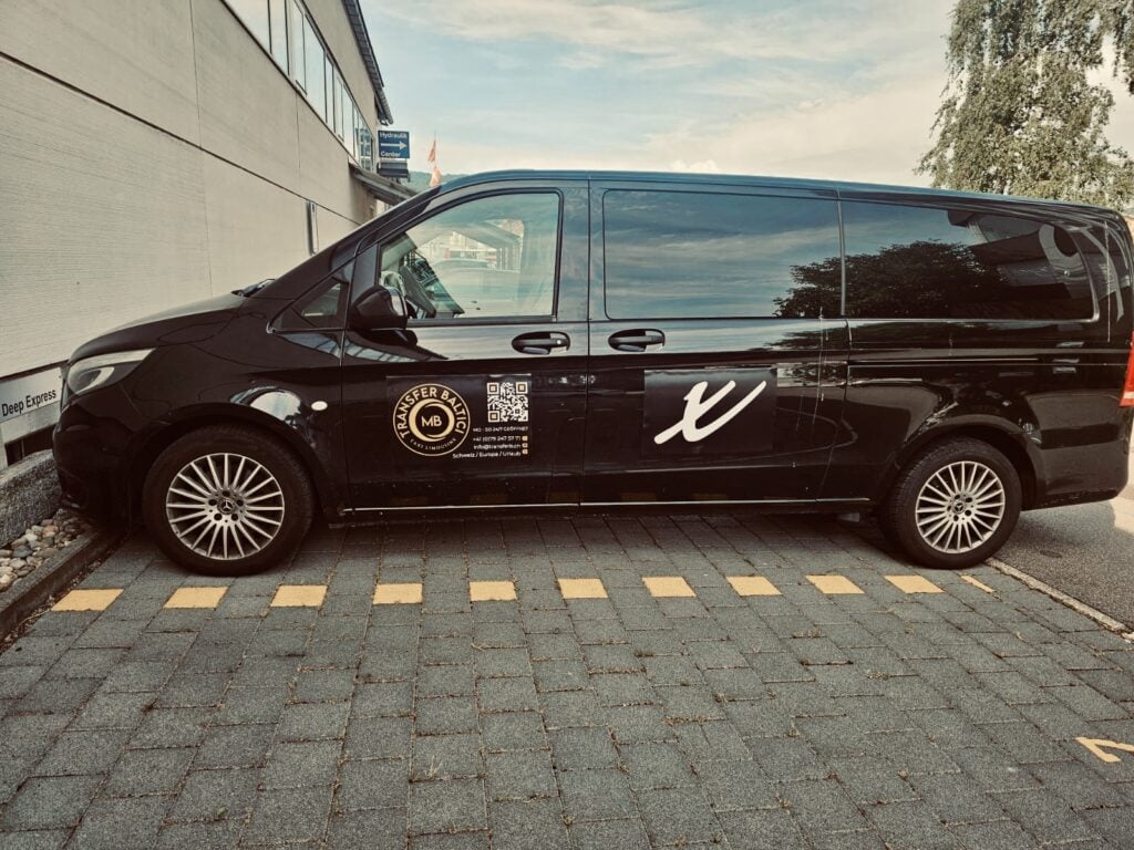 Mercedes V-Class VIP van Zurich family transport luxury group chauffeur ski equipment Alps transfer