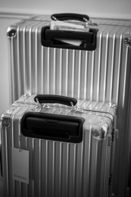 10 Must-Have Luxury Travel Accessories for 2025 Jet-Setters