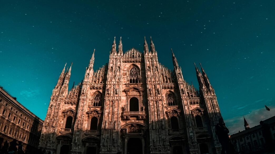 Book a private jet to Milan