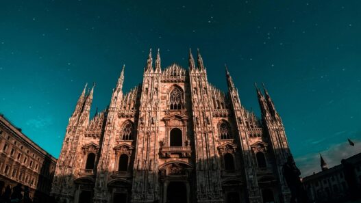 Book a private jet to Milan