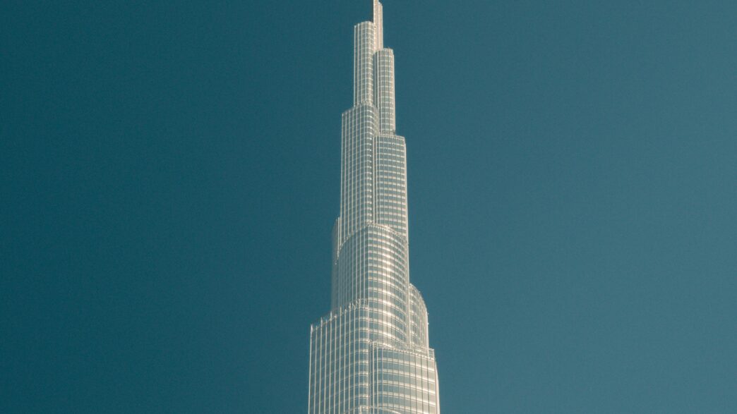 Private jet to Dubai routes map showing popular connections from London, New York, Singapore, and other major cities