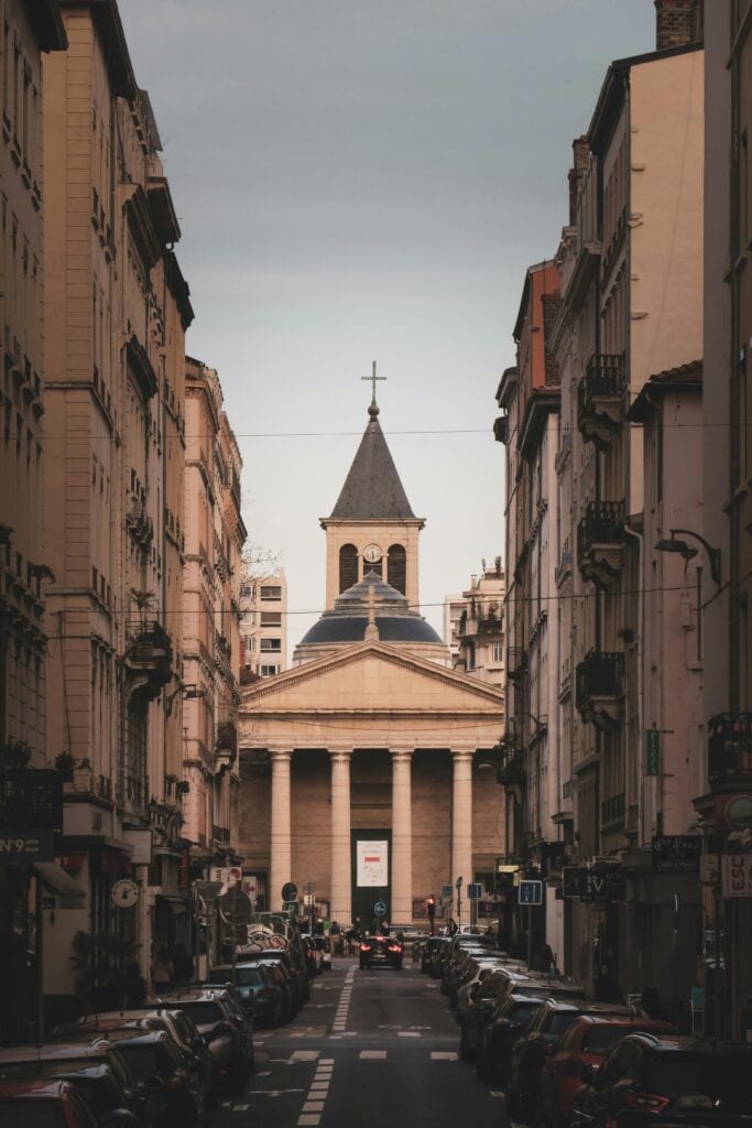 Geneva Switzerland luxury watch shopping Rue du Rhône Patek Philippe boutique haute horlogerie Swiss timepiecesPicz